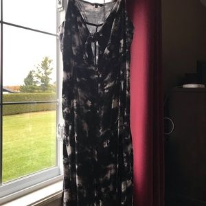 Black and white dress X2